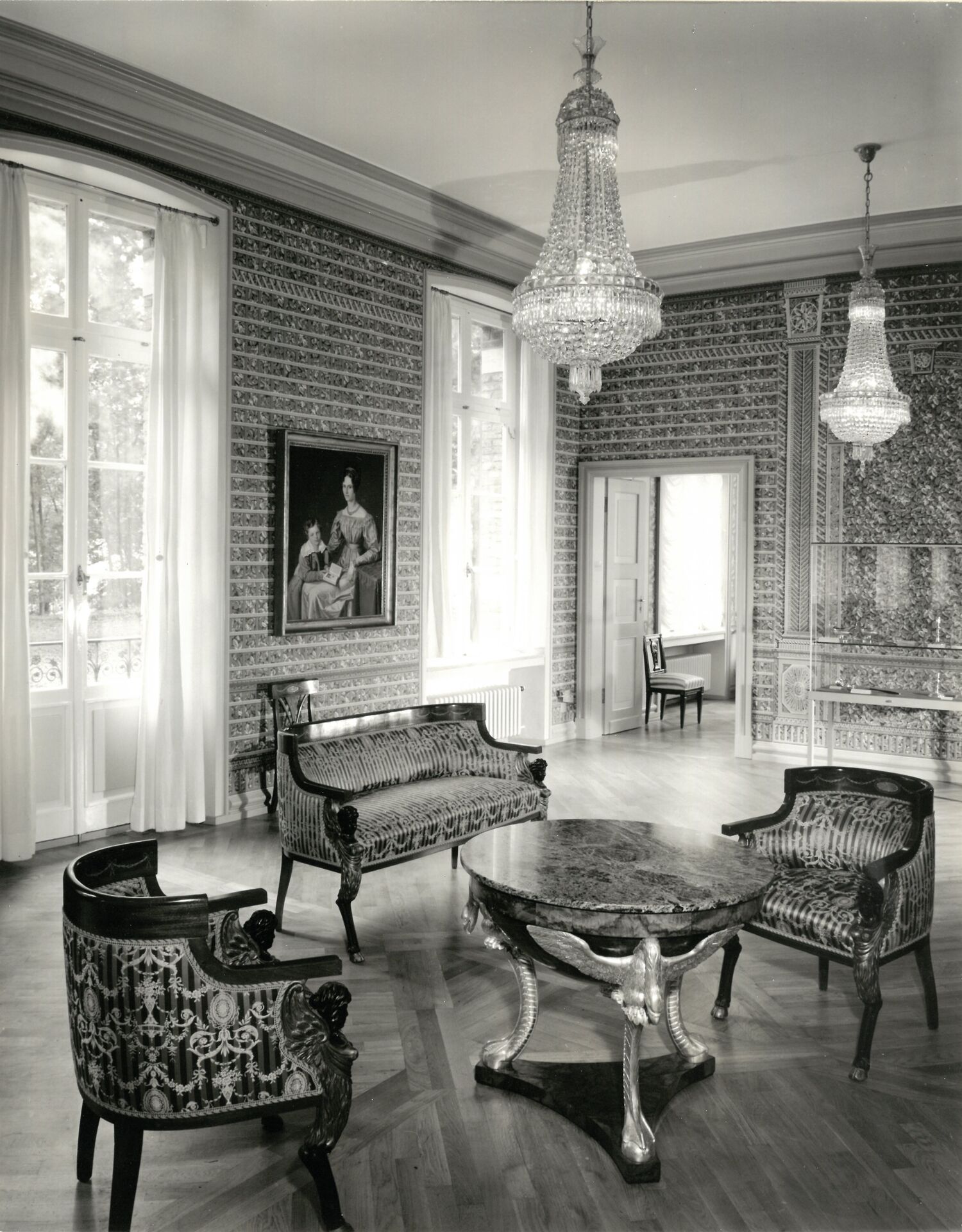 Ausstellung Stadtmuseum -Gartensaal mit rekonstruierter Treillage-Tapete es ausgehenden 18. Jh. SK 10170.jpg