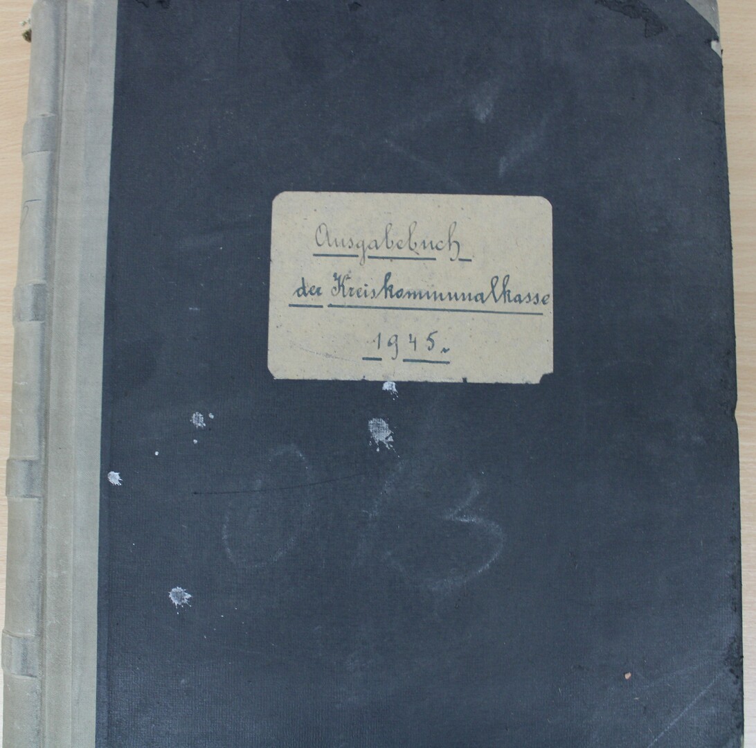 Kassenbuch der Kreiskomm.kasse 1945 (1.JPG