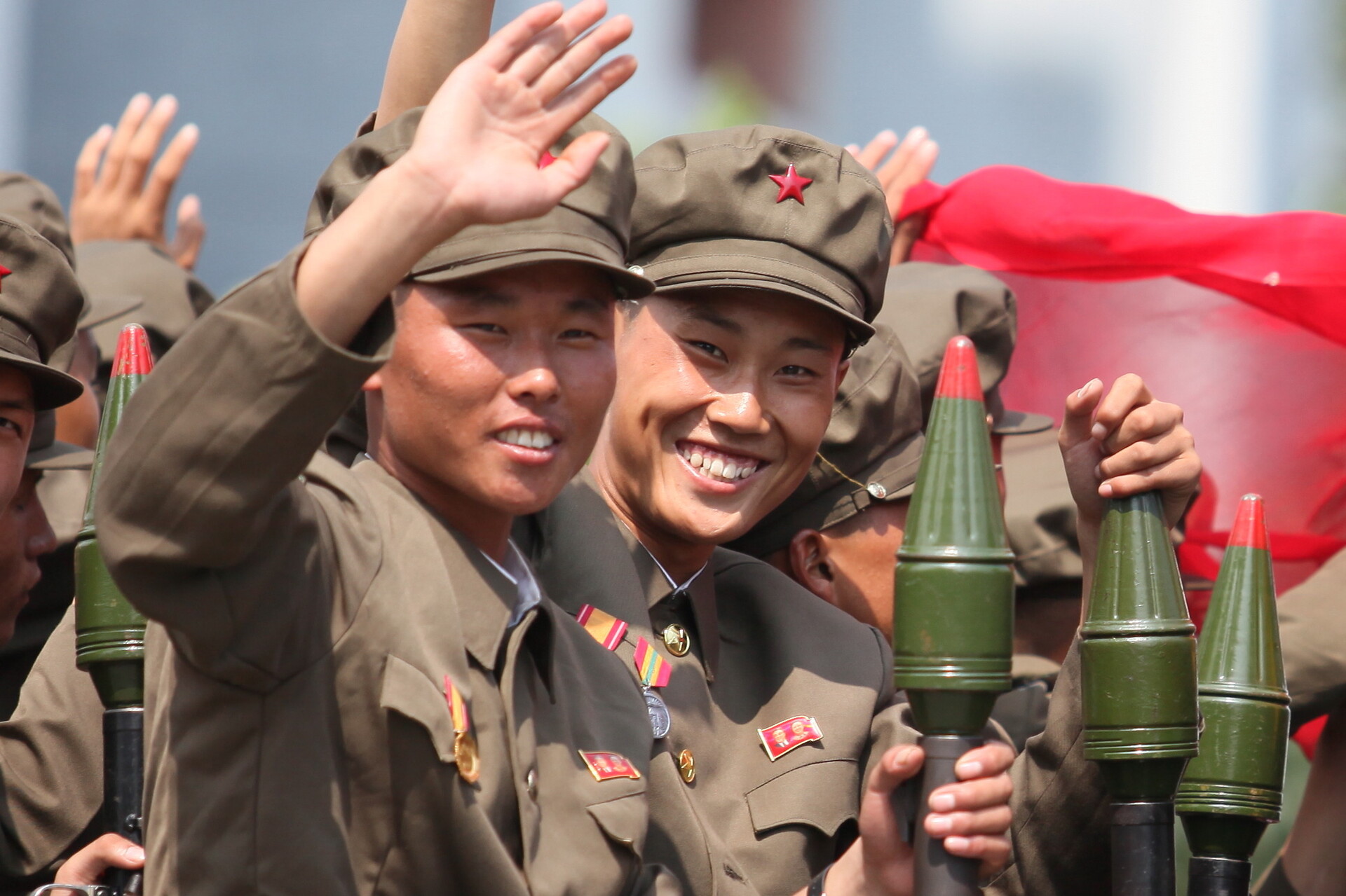 Feiertag Soldaten lachen.jpg