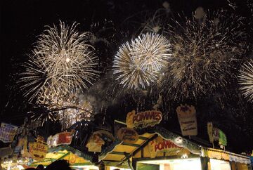 Feuerwerk über Crange 4.jpg