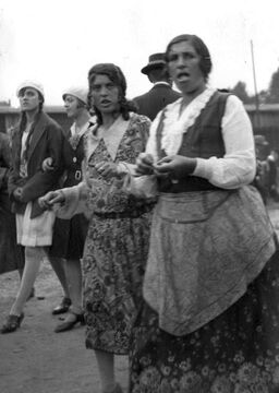 Sintize auf der Cranger Kirmes, 1930er Jahre.jpg