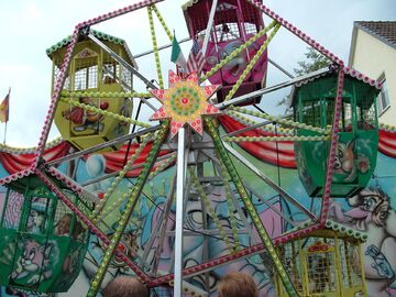 Kinderkarussell, 2004.JPG
