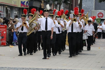 11 Die Kumpel marschieren mit.jpg