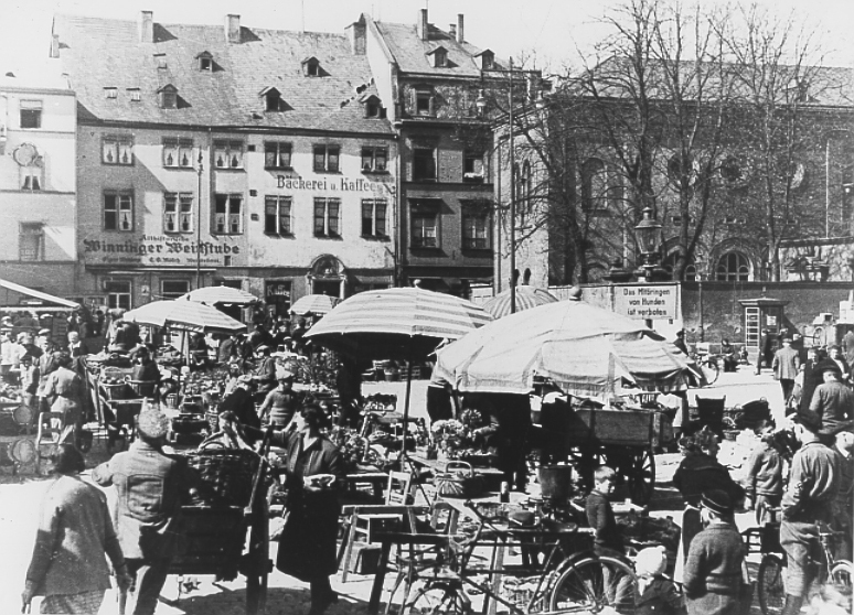 FA 1,60 - Münzplatz Markt 1935.jpg