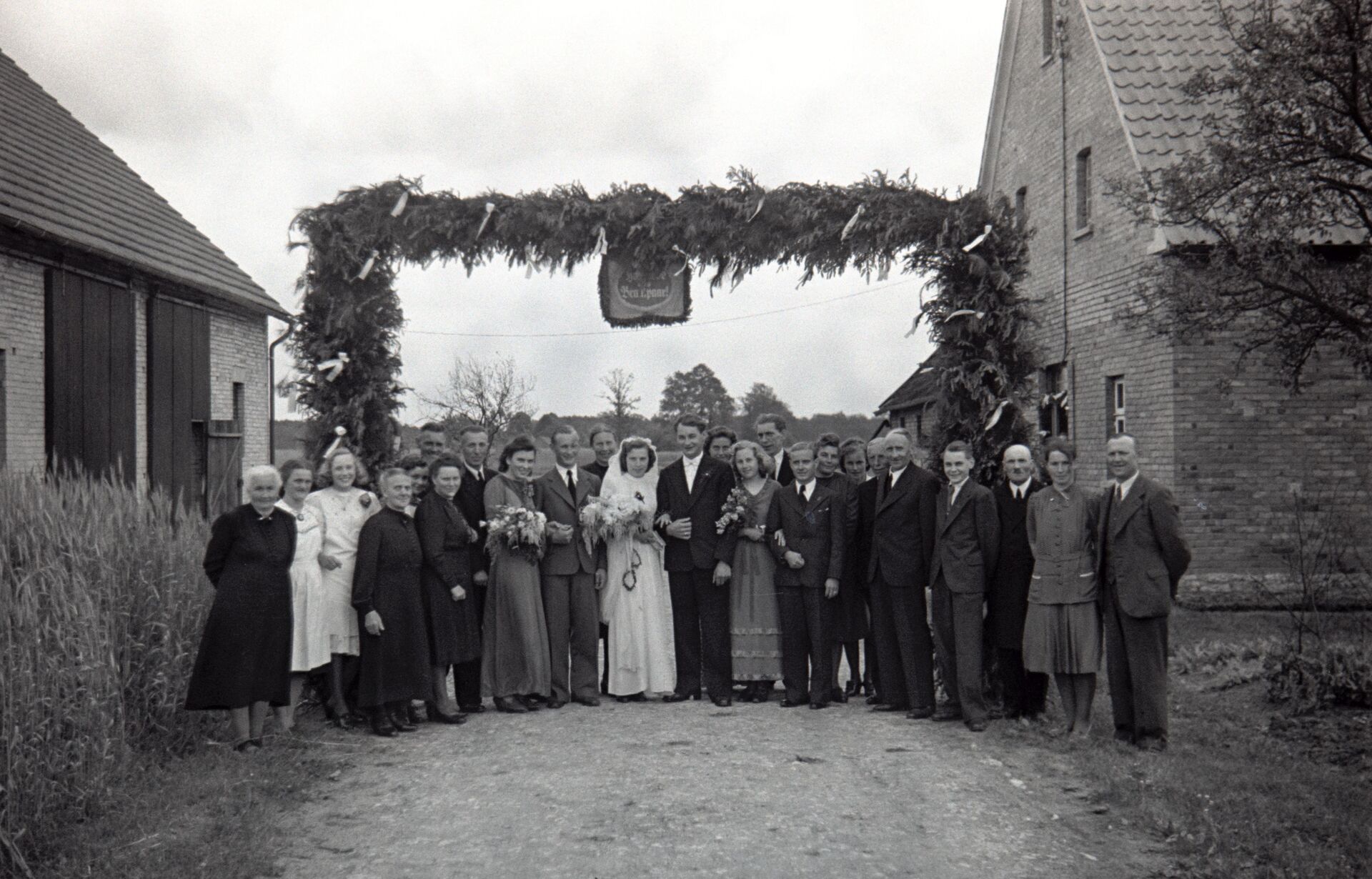Feste_Hochzeit1946_C 01 20-175-013.jpg