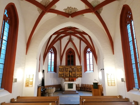 Christuskirche Leipzig-Eutritzsch innen (2).jpg