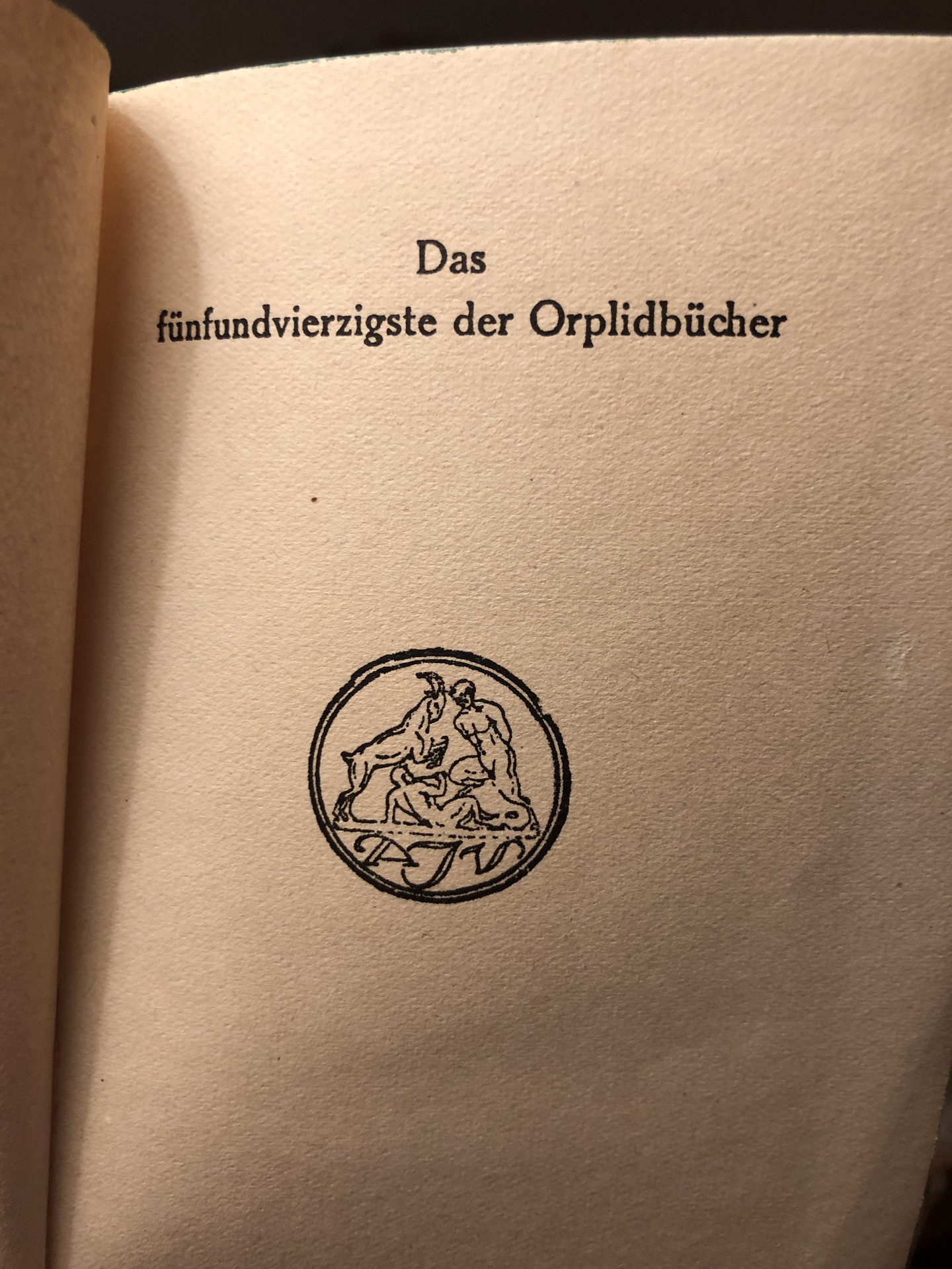 weiss_16.jpeg weiss_16.jpeg