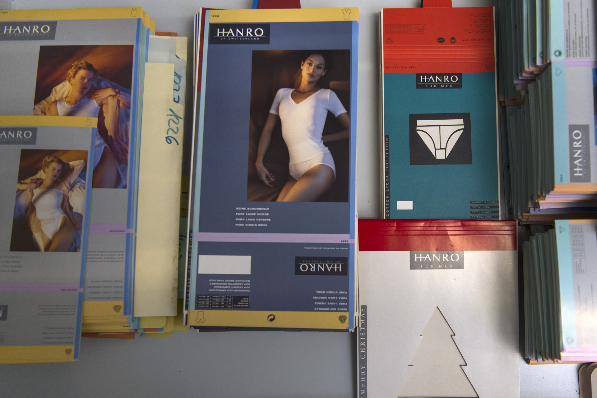 Hanro-Sammlung (59).jpg Hanro-Sammlung (59).jpg