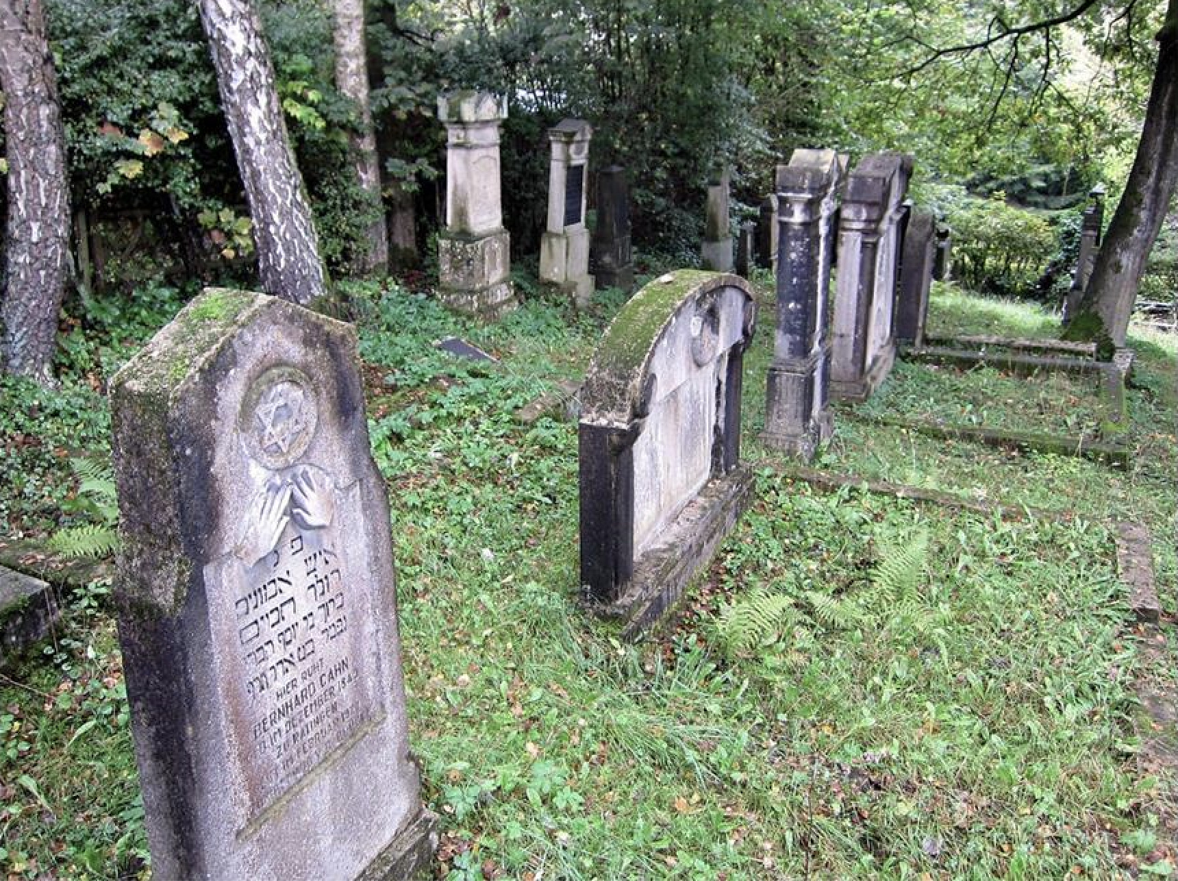Heiligenhaus_Jüd Friedhof in Kettwig.png