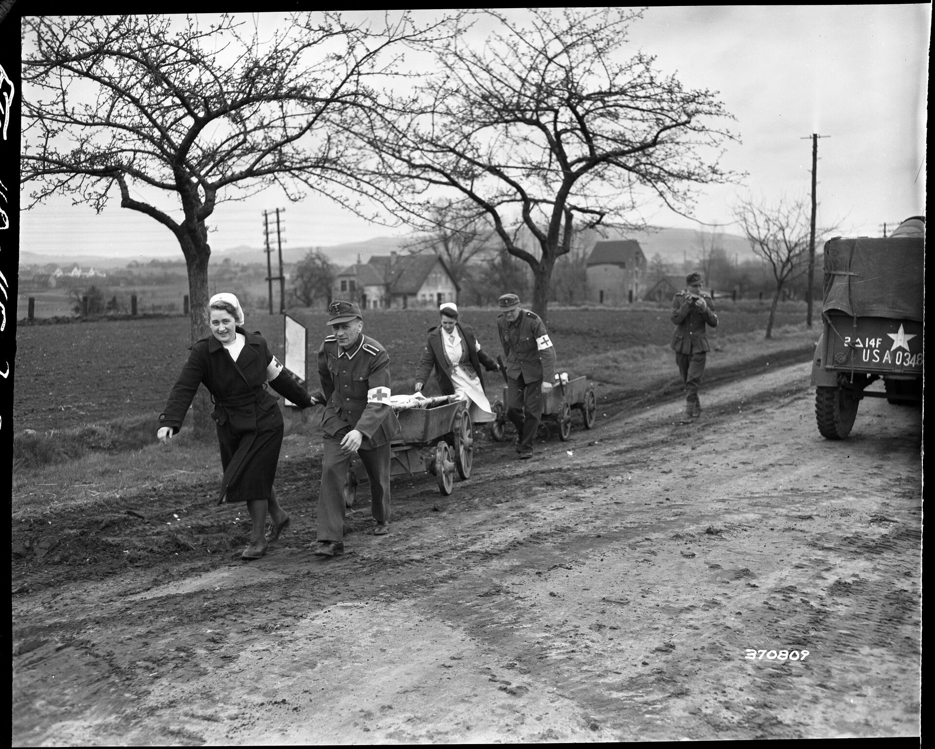 111-SC-370809( National Archives).jpg