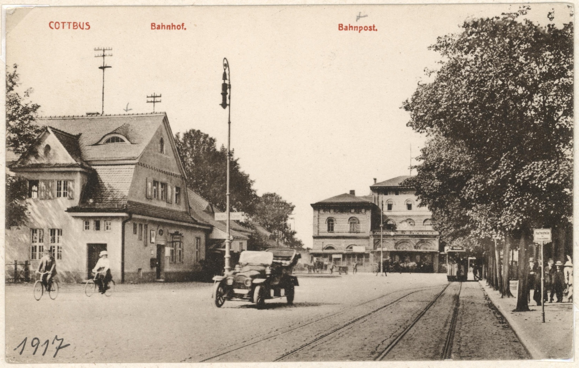 Bahnhof mit Bahnpostgebäude um 1917.jpg