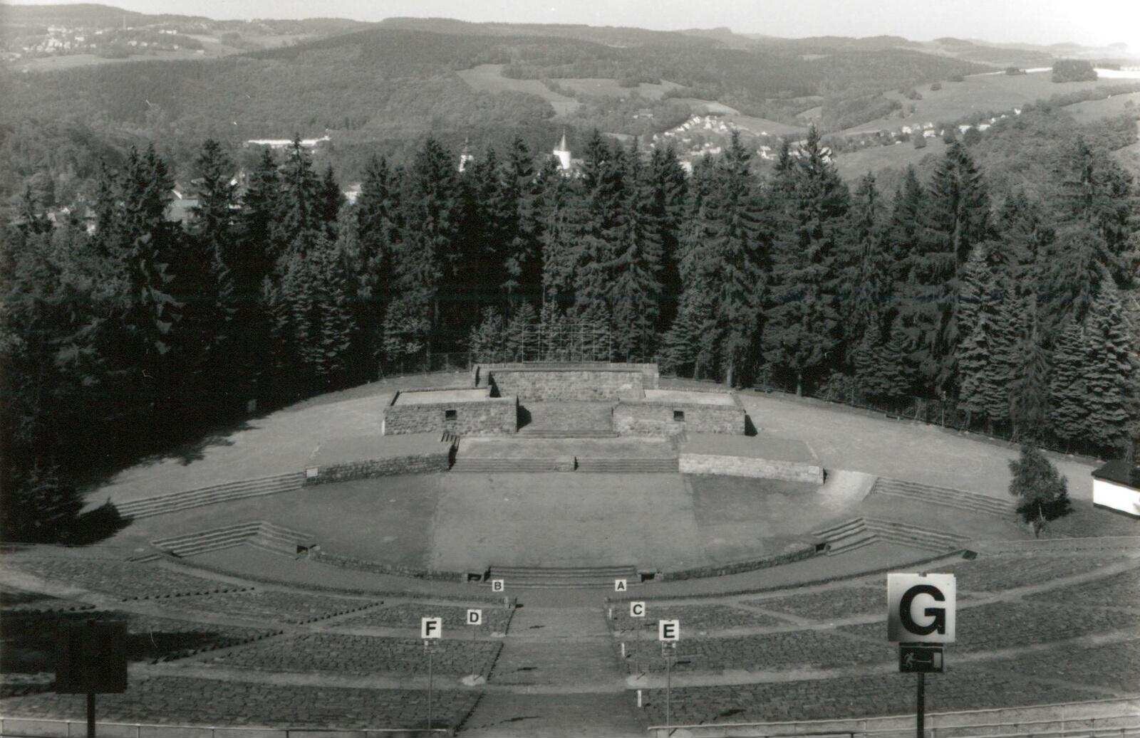 Bühnenblick_Thingplatz_Schwarzenberg.jpg