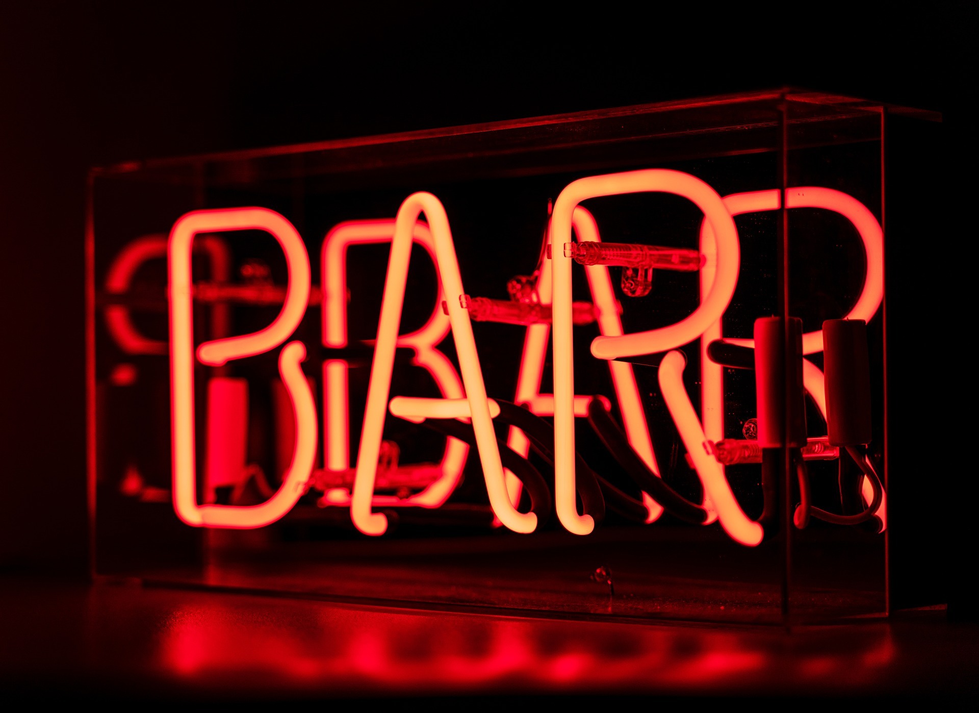 bar-4408583_1920.jpg