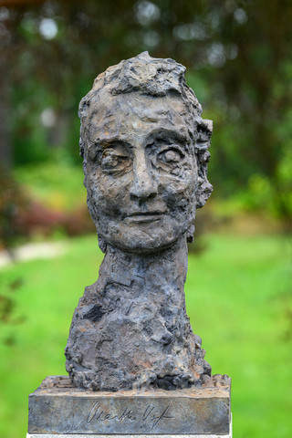 Marthe Vogt 2.jpg