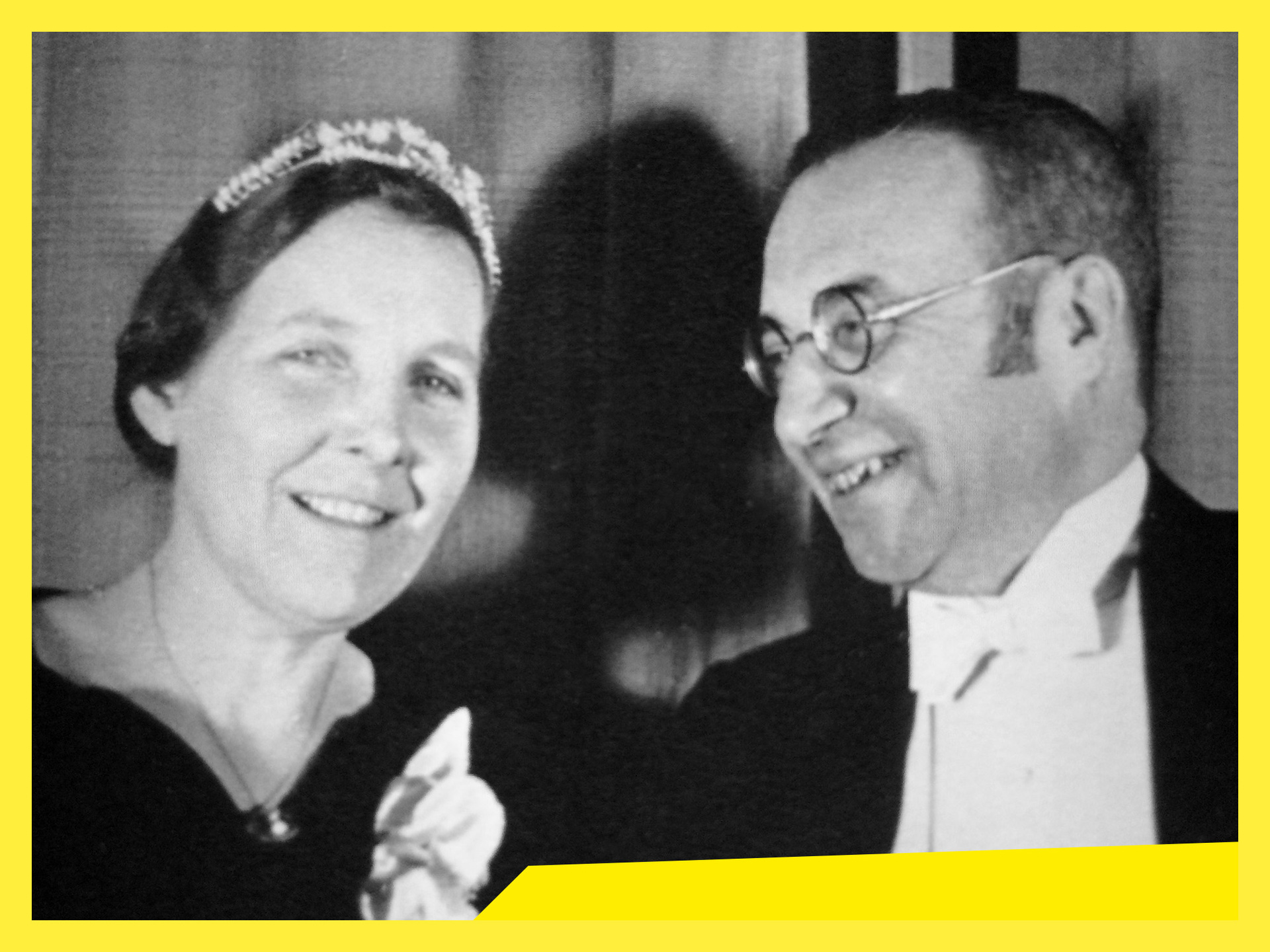 Simon 04_Irmgard und Heinrich Silberhochzeit_bearb.jpg Simon 04_Irmgard und Heinrich Silberhochzeit_bearb.jpg