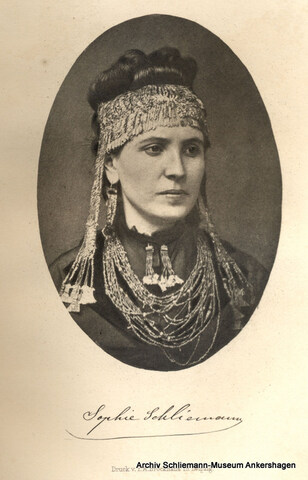 1875-Sophia-600.jpg