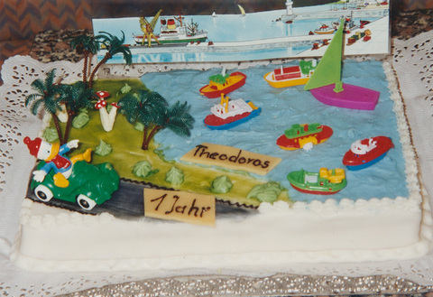 8_4_Kindertorte_be.jpg